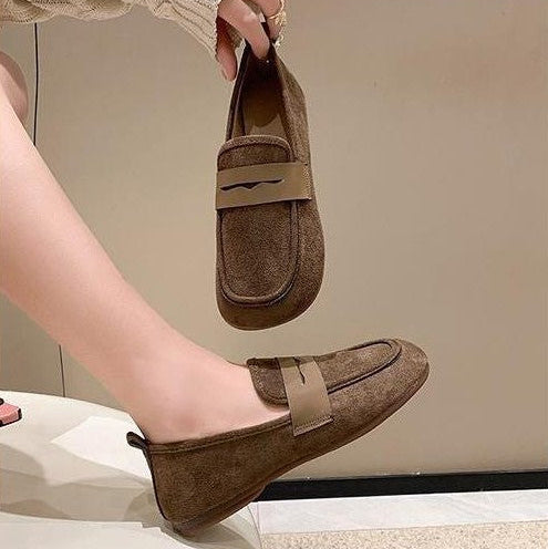 Zapatos planos de mujer con textura esmerilada 2025