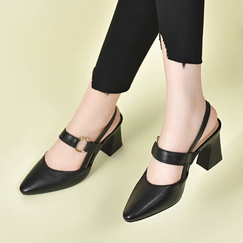 Sandalias de tacón alto con hebilla