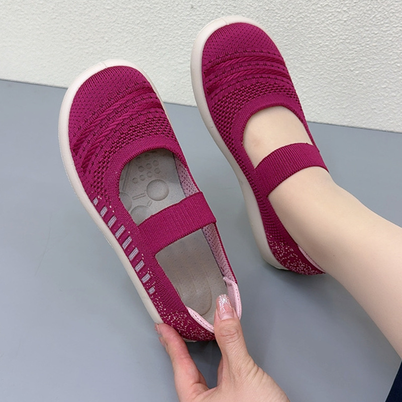Zapatos de malla con cordones y rayas verticales