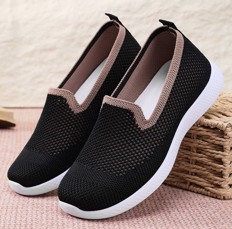 Zapatos de malla con puños de gatito