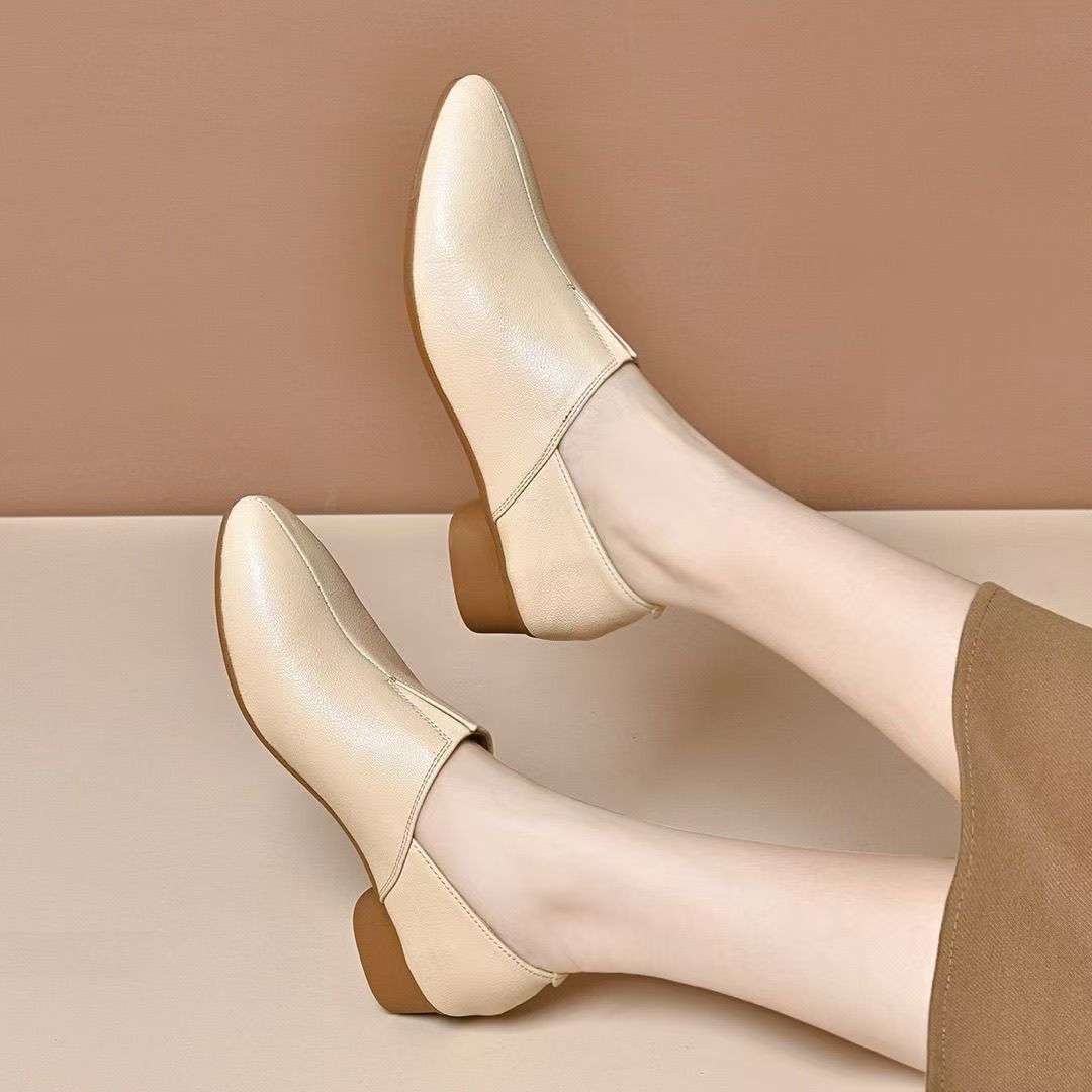 tacones gruesos con punta puntiaguda
