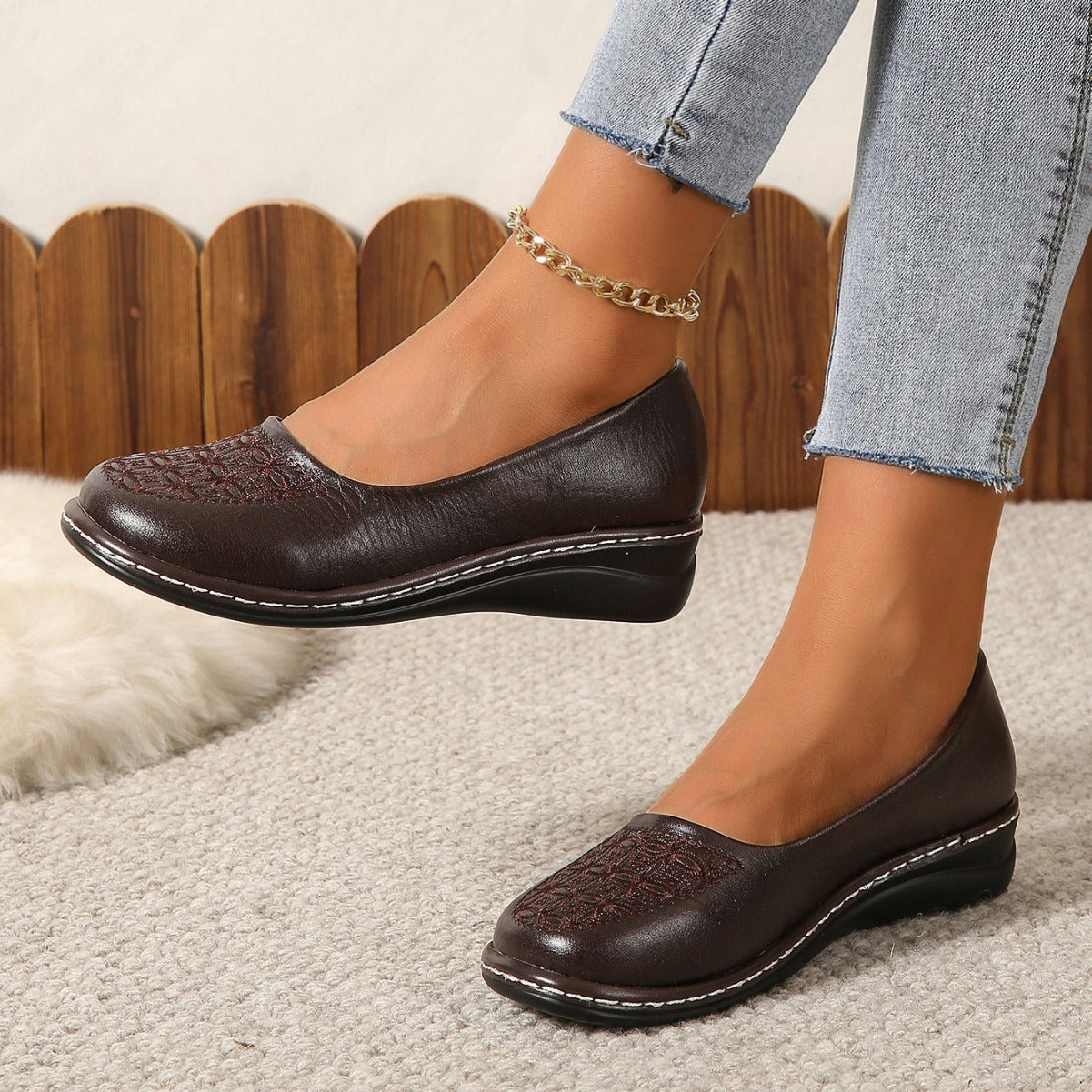 Zapatos de piel de tacón bajo estampados