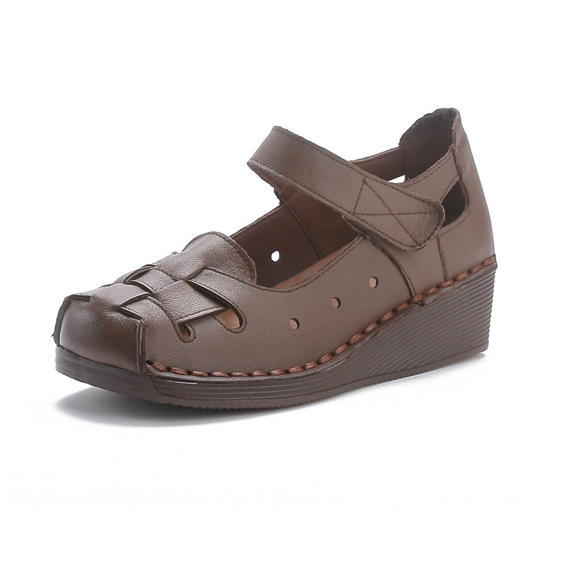 Zapatos retro de plataforma de cuero con superposiciones