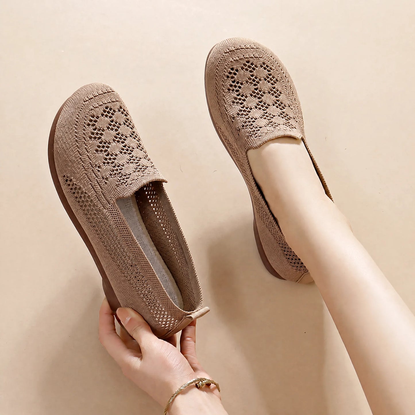 Zapatos de malla calada de suela blanda para mujer, nuevos 2026, loafers ligeros y transpirables