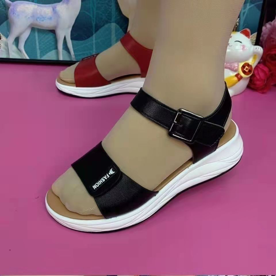 Sandalias versátiles para mamás