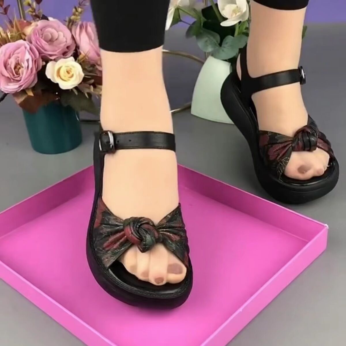 Sandalias de tiras de estilo retro (de cuero)