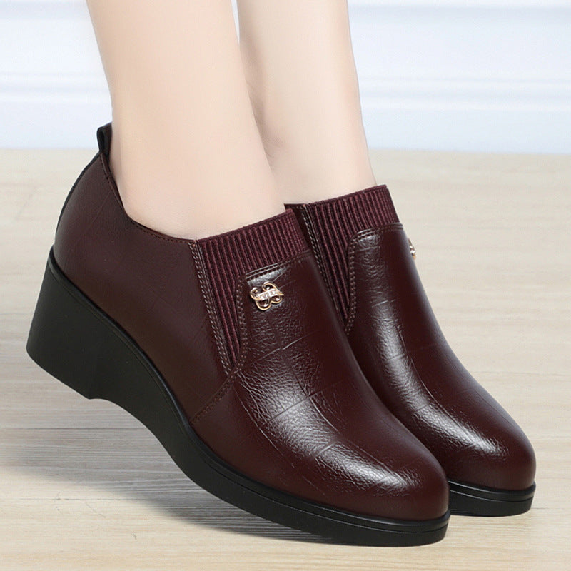 Zapatos de plataforma de cuero genuino nuevos de 2025