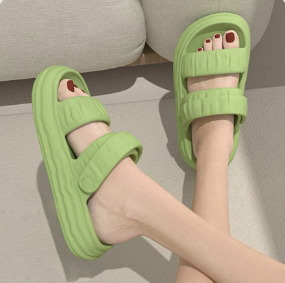 Zapatos antideslizantes de suela blanda