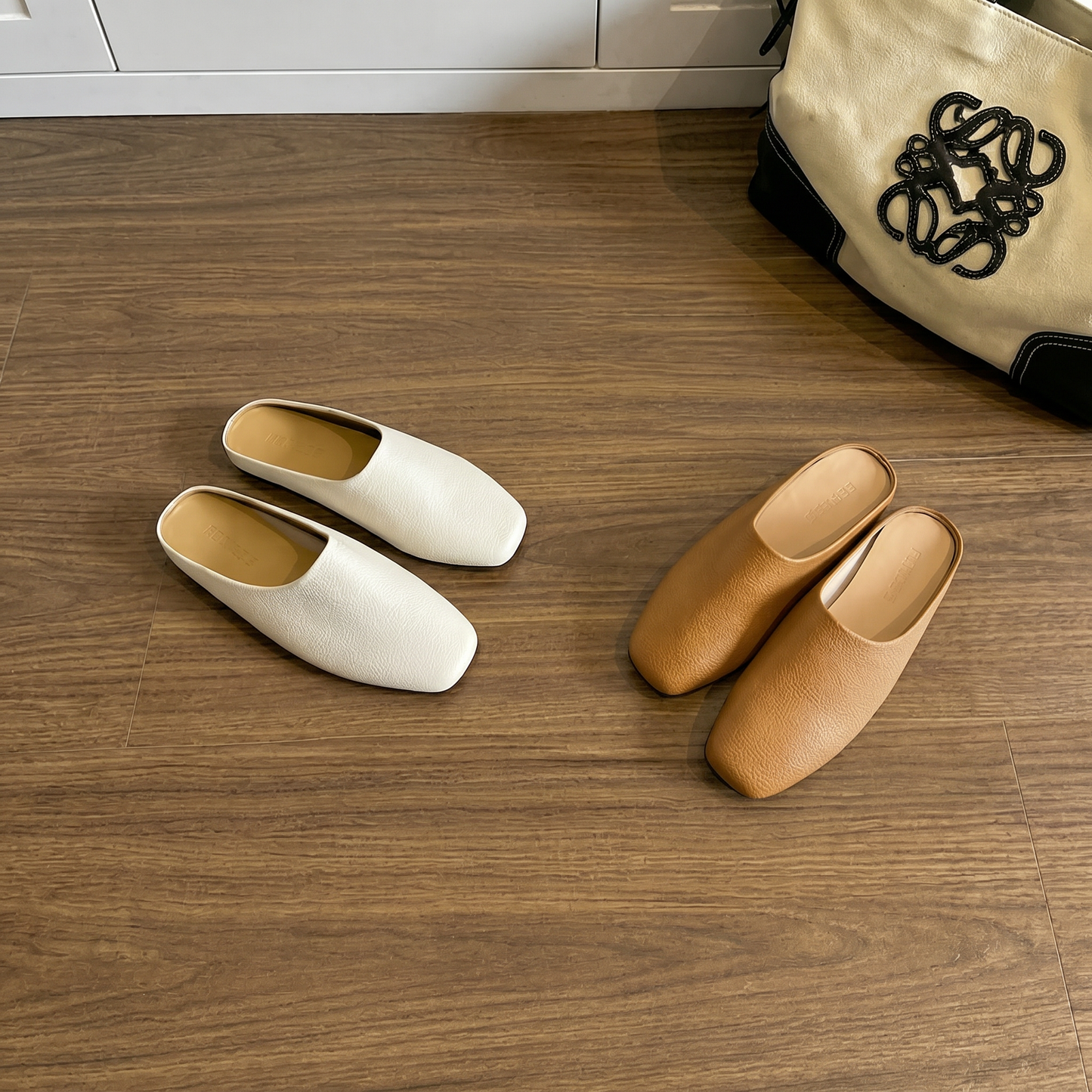 Mules de piel muy suave para mujer, zapatos planos versátiles de uso diario