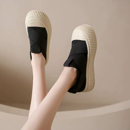Zapatos planos nuevos de verano 2026, zapatillas deportivas antideslizantes de suela blanda, estilo slip-on