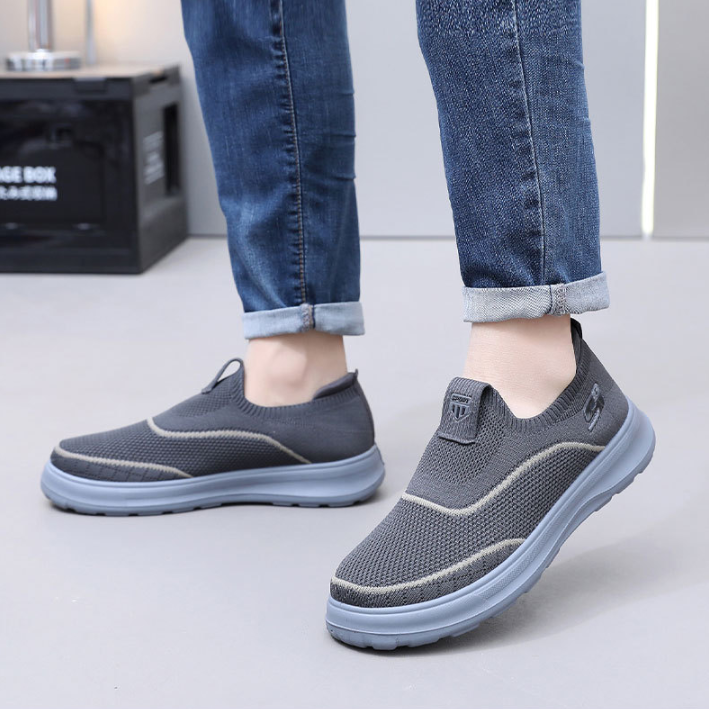 Nuevas zapatillas de tenis ligeras