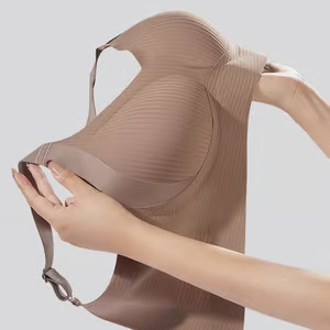 🔥Compre 1 y llévese 3 paquetes: sujetador push up ajustable sin aros y acanalado para mujer