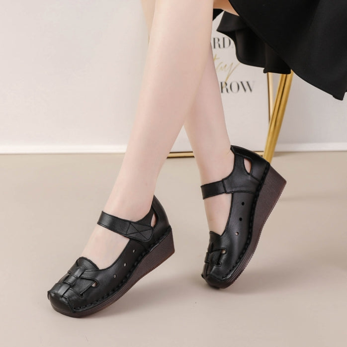 Zapatos retro de plataforma de cuero con superposiciones