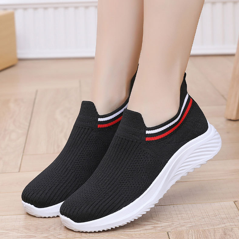 Zapatillas de tenis ligeras de suela blanda