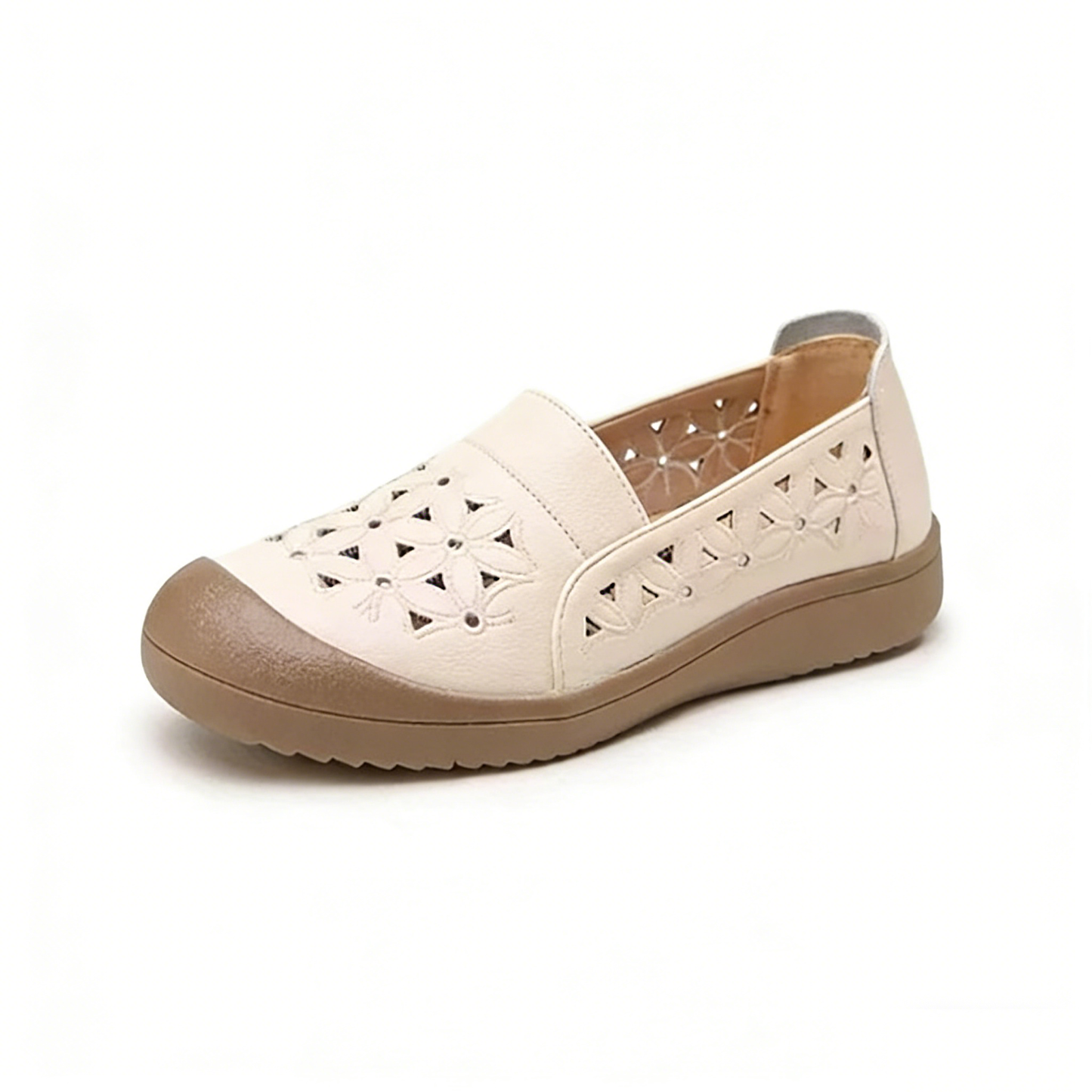 Zapatos planos calados y cómodos