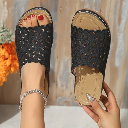 ✨Sandalias de cuña con flores recortadas