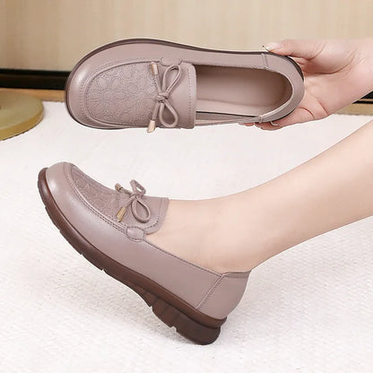Zapatos loafer bordados corte bajo