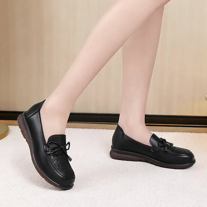 Zapatos loafer bordados corte bajo
