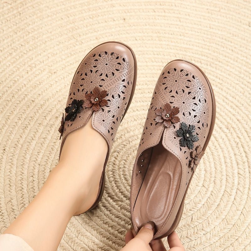 Tacones de cuña huecos antideslizantes con parte trasera cerrada.