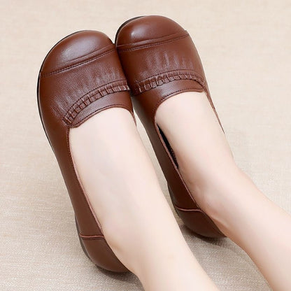 Zapatos planos ligeros de piel suave