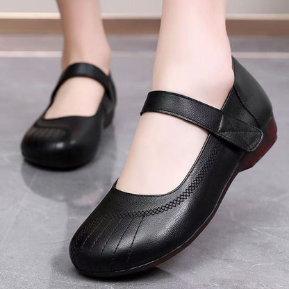 Zapatos de cuero con suela blanda y velcro