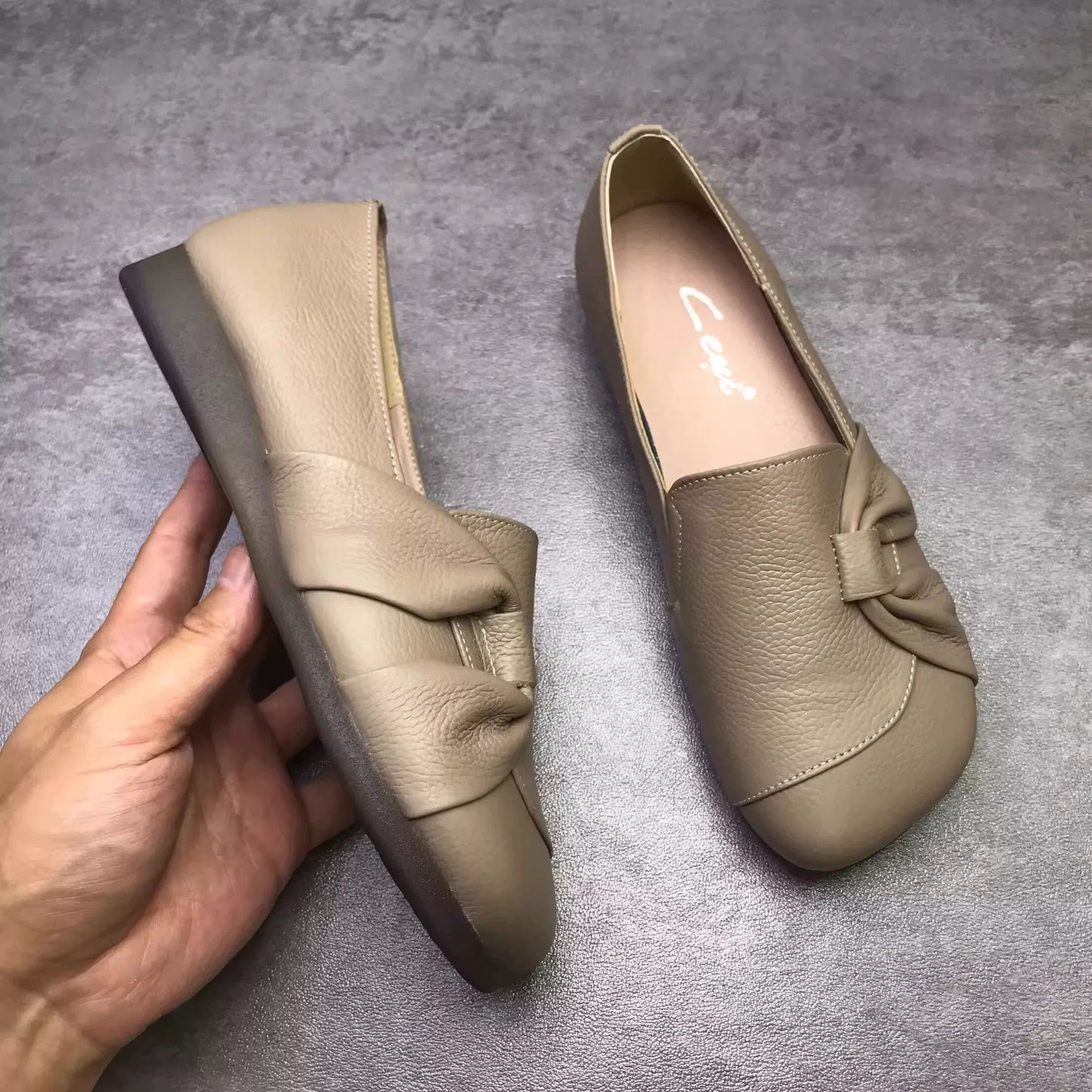 Zapatos de punta redonda antideslizantes con suela de goma