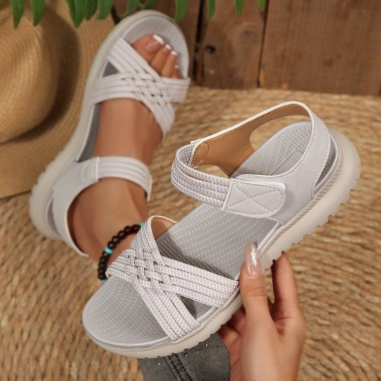 Sandalias con cierre de velcro