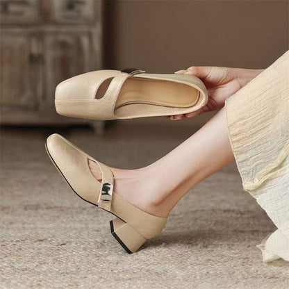 Zapatos de piel con tacón grueso y punta cuadrada