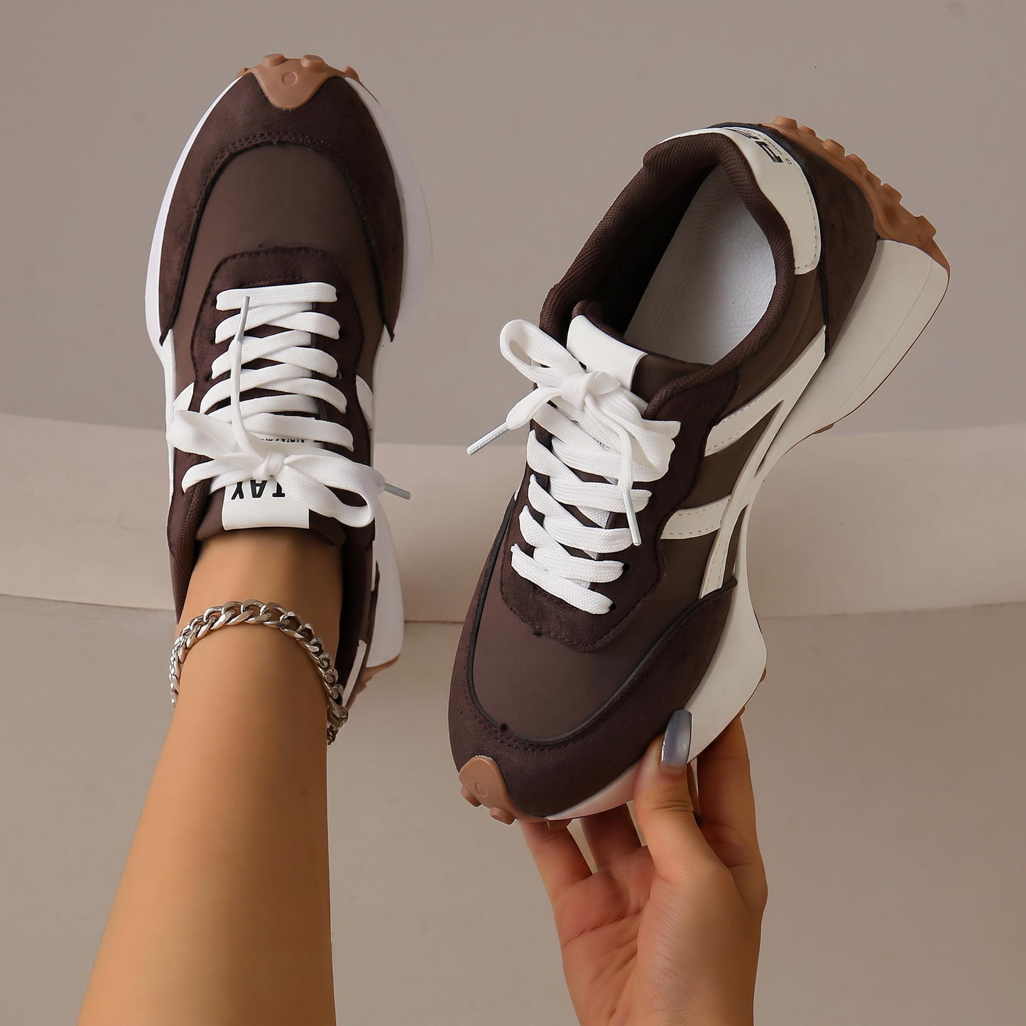 2026 Nuevos Zapatos Deportivos de Suela Gruesa para Mujer
