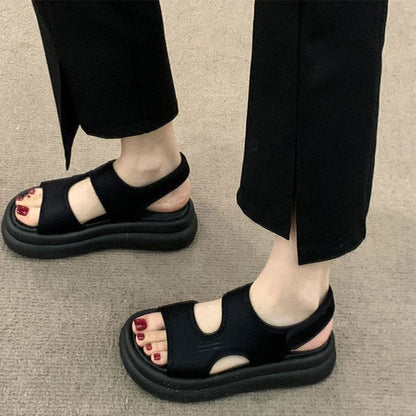 Nuevas sandalias deportivas de suela gruesa