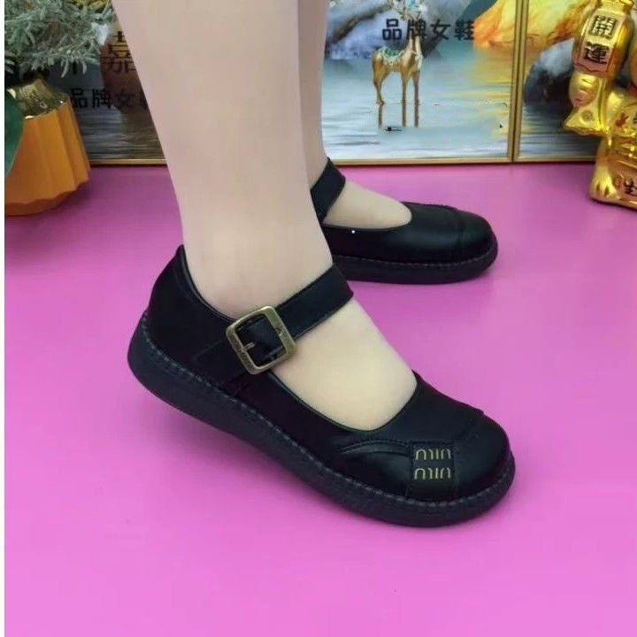 Zapatos casuales de piel con suela blanda
