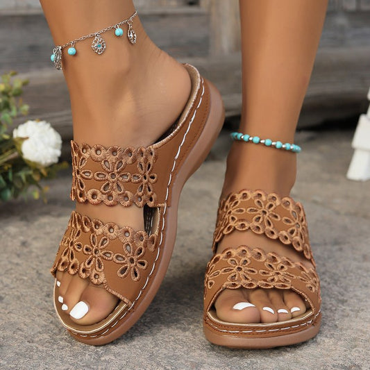 Sandalias de moda caladas de doble hilera de verano 2025