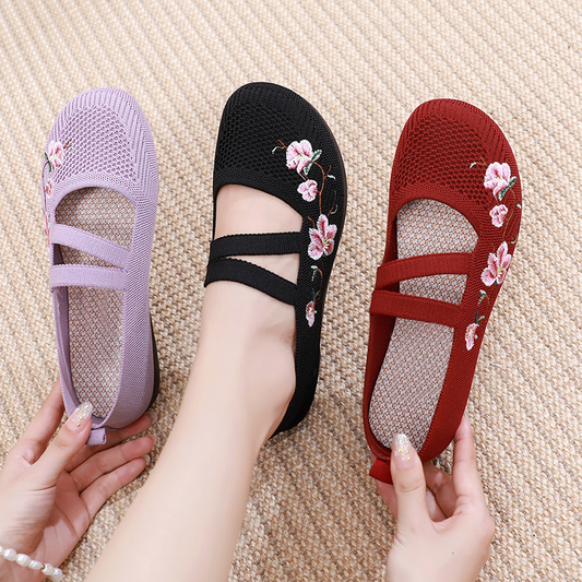 Zapatos de malla con doble tira bordada