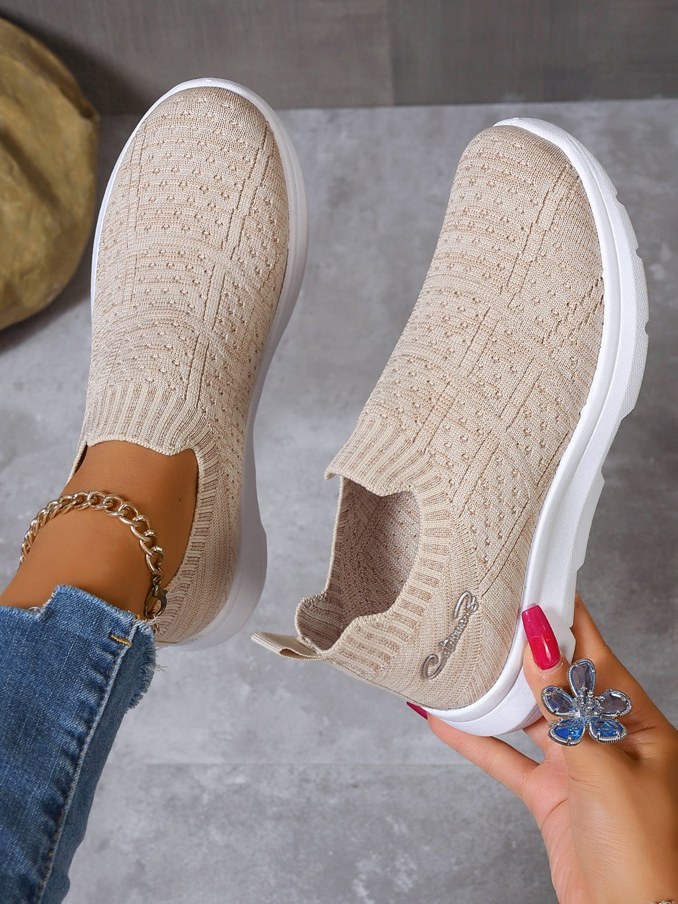 Zapatos de malla grande y malla completa