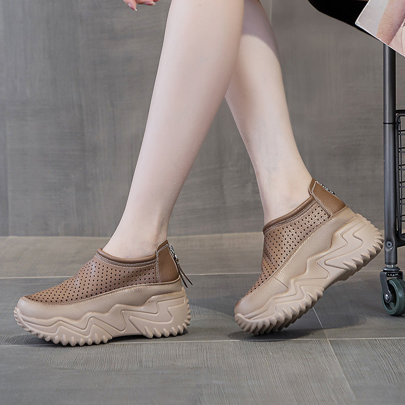 Zapatos casuales de verano con aumento de altura huecos