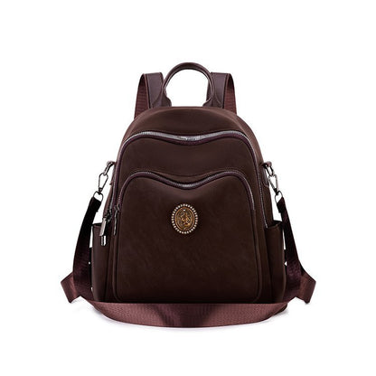 Nueva mochila femenina elegante y versátil.