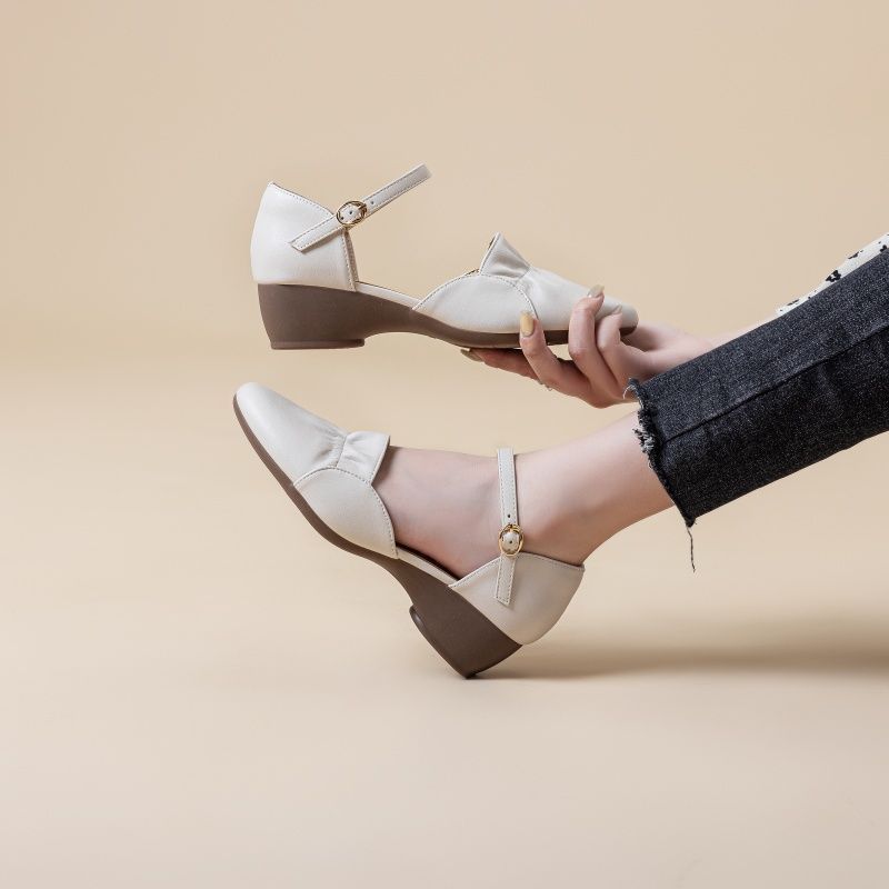 Zapatos de tacón alto de estilo francés, tacón grueso, diseño de punta cerrada, estilo femenino.