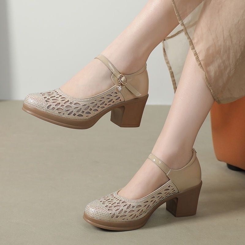tacones altos de malla calada