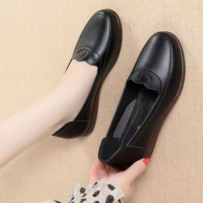 Zapatos de piel cómodos con suela suave para verano