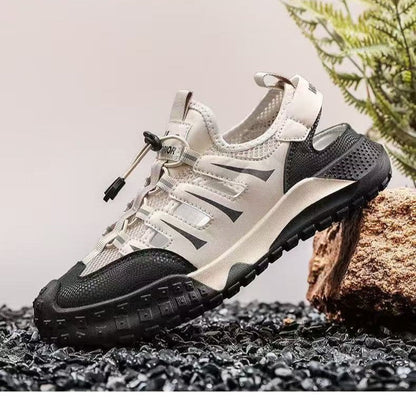 Nuevas tendencias de ocio de con zapatillas de playa transpirables y cómodas