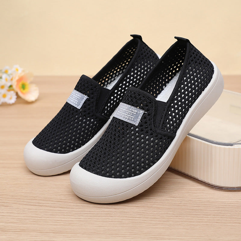 Zapatos de malla con agujeros grandes