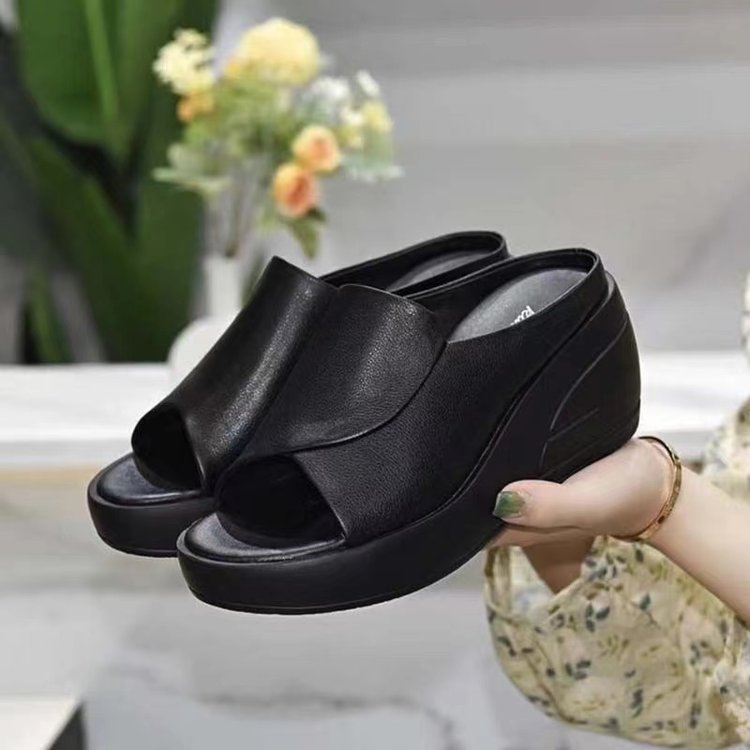 Sandalias de cuña cómodas con suela blanda