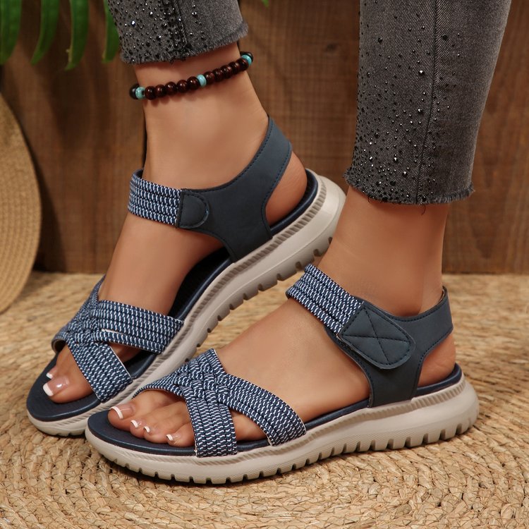 Sandalias con cierre de velcro