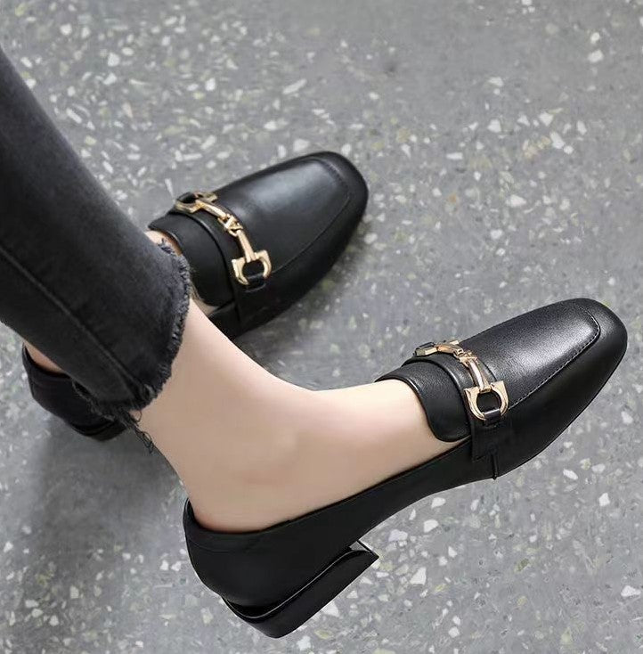 Zapatos de piel exquisitos para mujer con tacón bajo y punta cuadrada