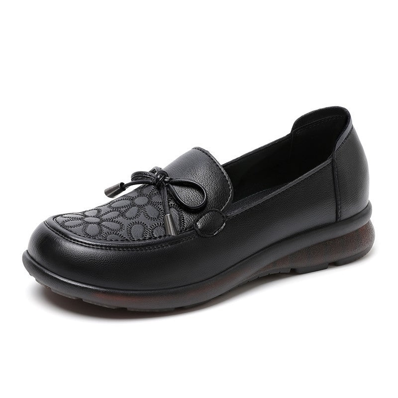 Zapatos loafer bordados corte bajo