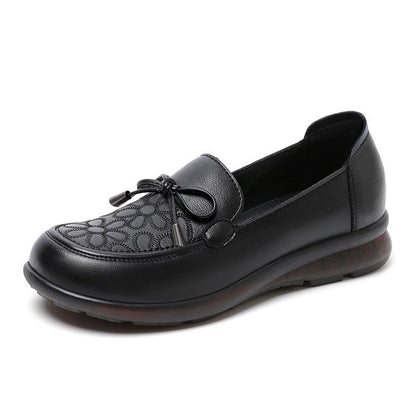 Zapatos loafer bordados corte bajo