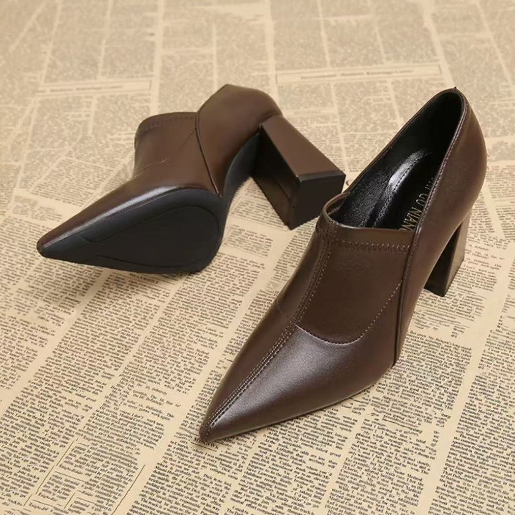 2026 Primavera Nuevos zapatos de tacón alto de punta fina y escote bajo