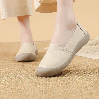 Zapatos de piel antideslizantes con suela blanda