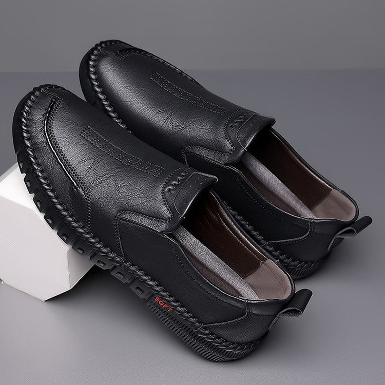 Zapatos en la primavera de 2025, nuevos zapatos de moda, zapatos de cuero para hombres, suelas blandas, zapatos de padre de mediana edad, zapatos casuales, zapatos de cuero para hombres