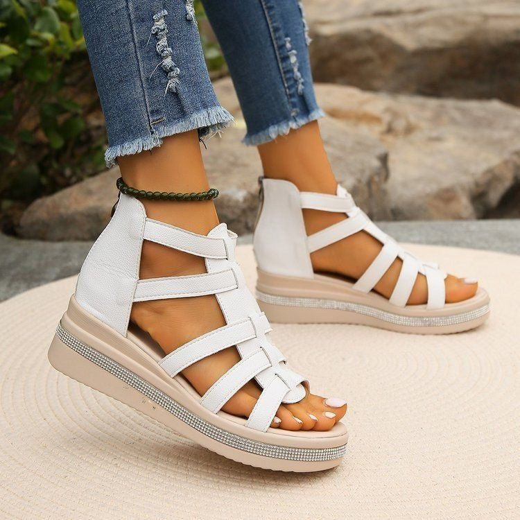 Sandalias de plataforma de piel suave con pedrería